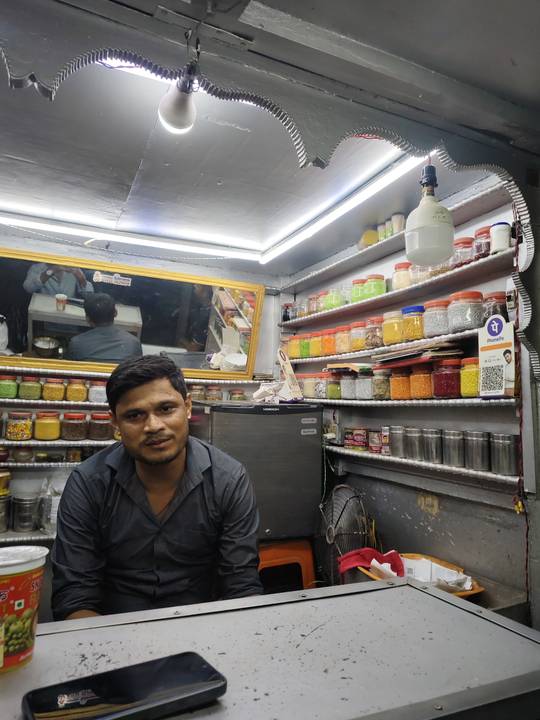 Loha Singh Pan Dukan